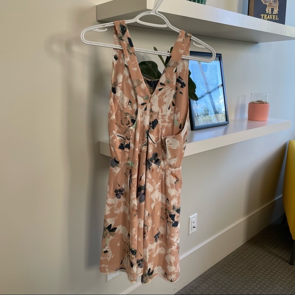 Aritzia Neutral Wilfred Floral Dress - Picture 3 of 4